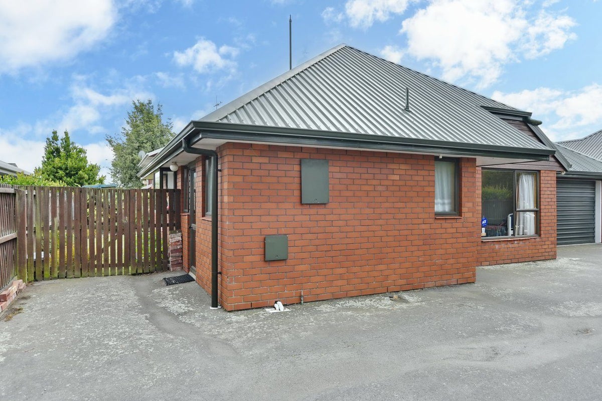 1/49A Regency Crescent, Redwood, Christchurch - Carousel 21