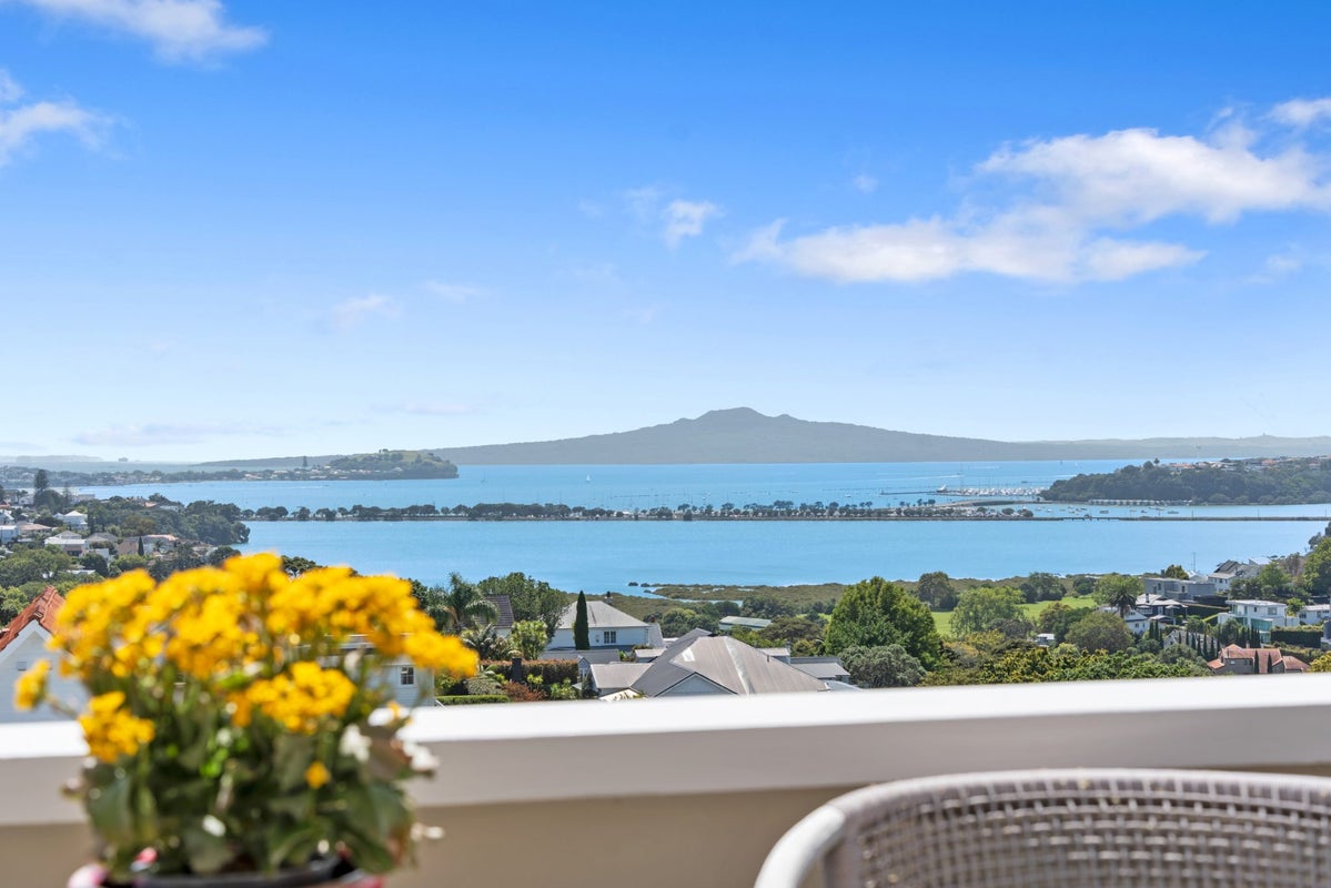 23 Seaview Road, Remuera, Auckland - Carousel 2