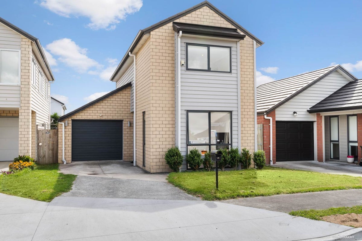 13 Tete Lane, Takanini, Auckland - Carousel 2