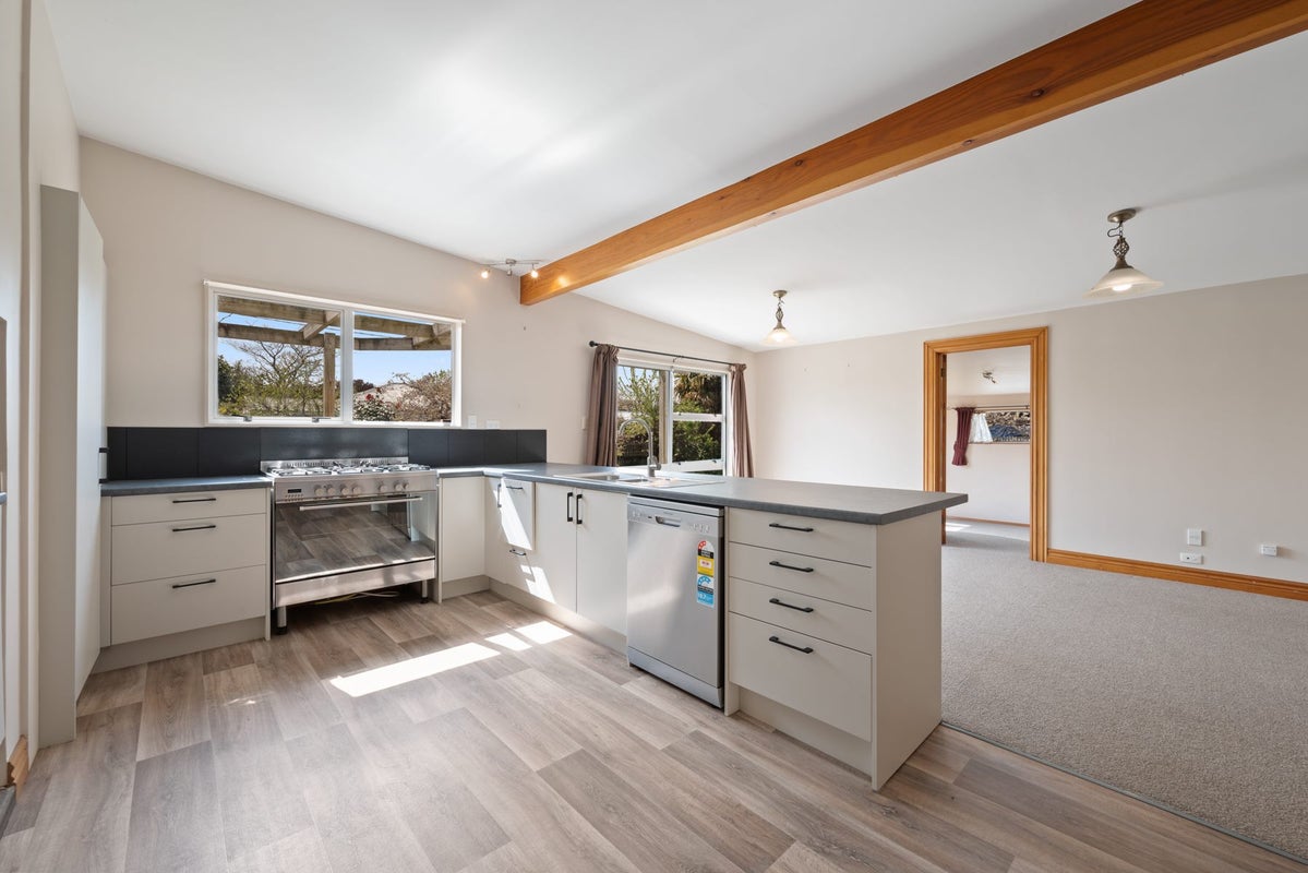69 Redwood Street, Redwoodtown, Blenheim - Carousel 2