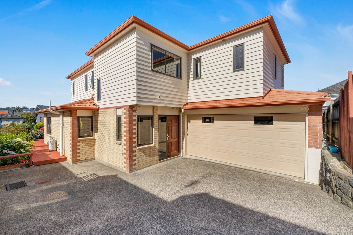 6 Youth Street, Mount Roskill, Auckland City, Auckland - Carousel 1