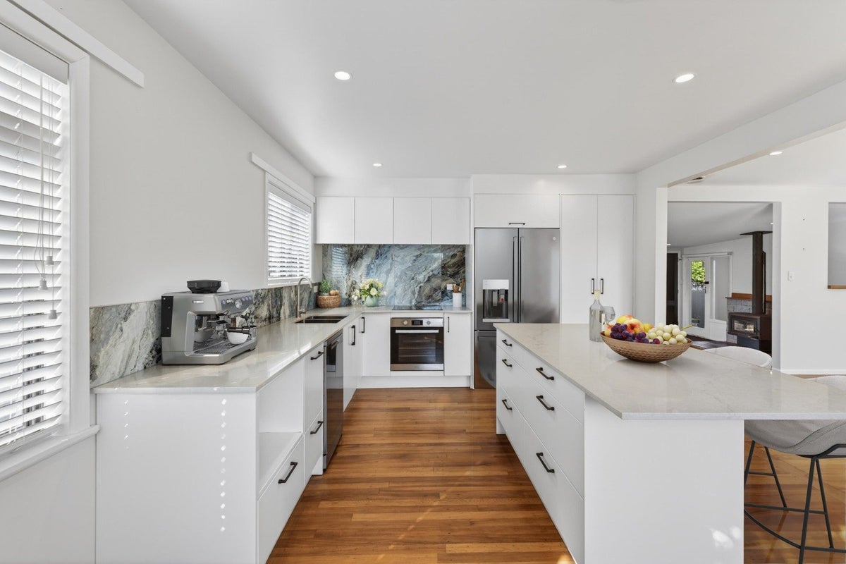 102 Harold Holt Avenue, Pirimai, Napier - Carousel 2