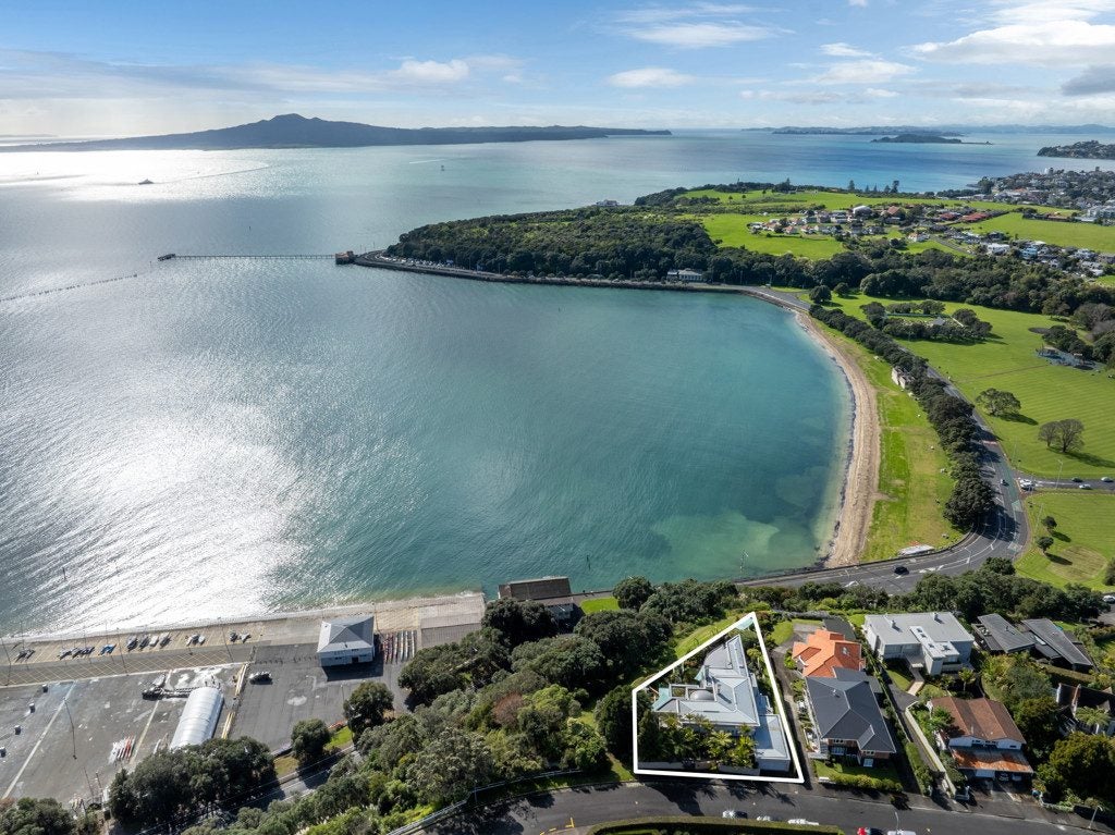 31 Paritai Drive, Orakei, Auckland - Carousel 24