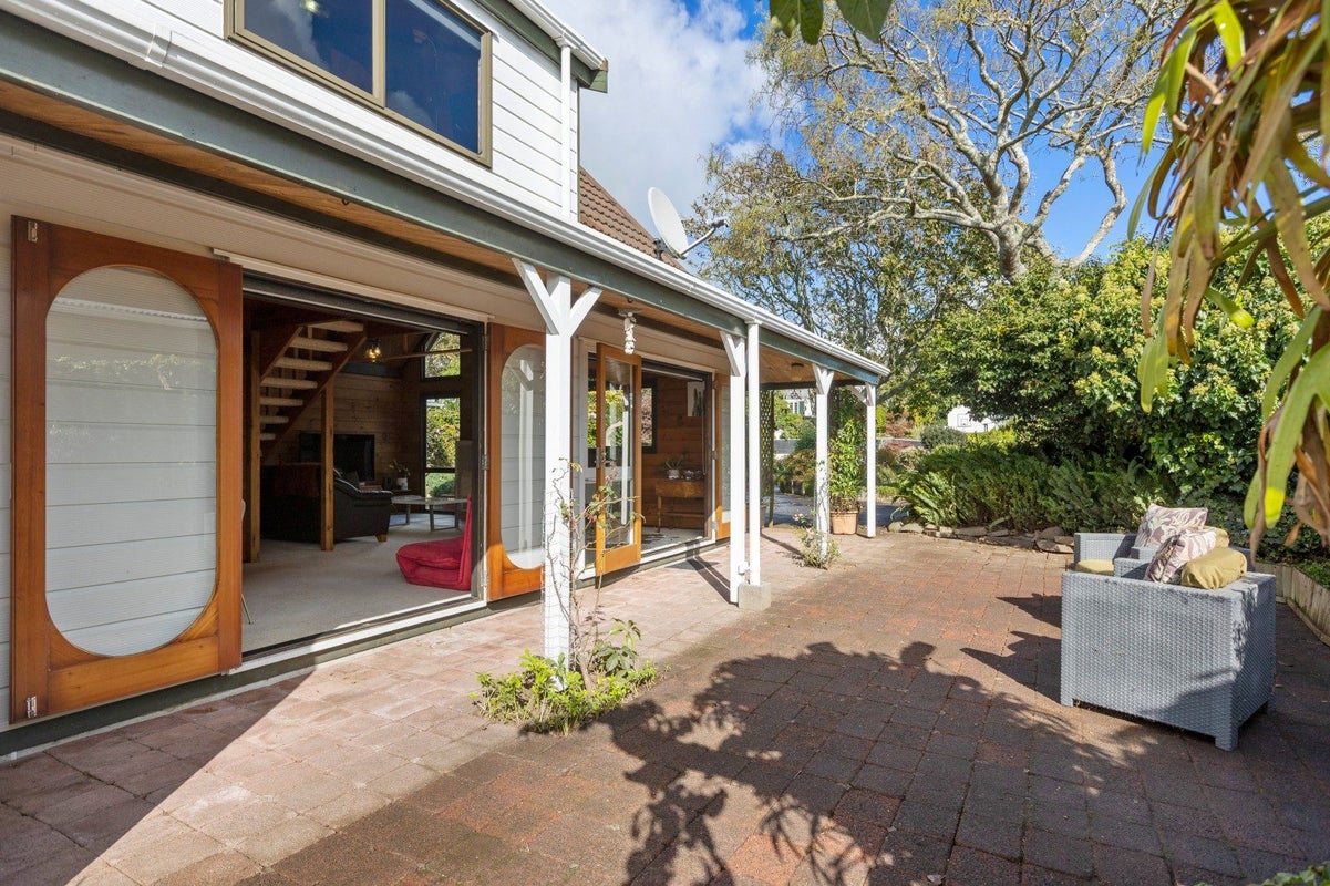 171 Brooklands Road, Vogeltown, New Plymouth - Carousel 1
