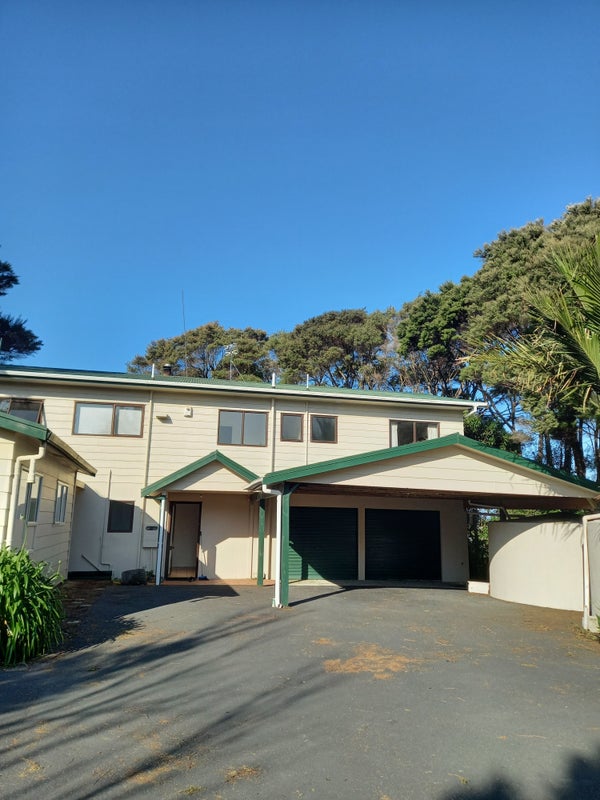 526 Whangaparaoa Road, Stanmore Bay, Whangaparaoa - Carousel 1