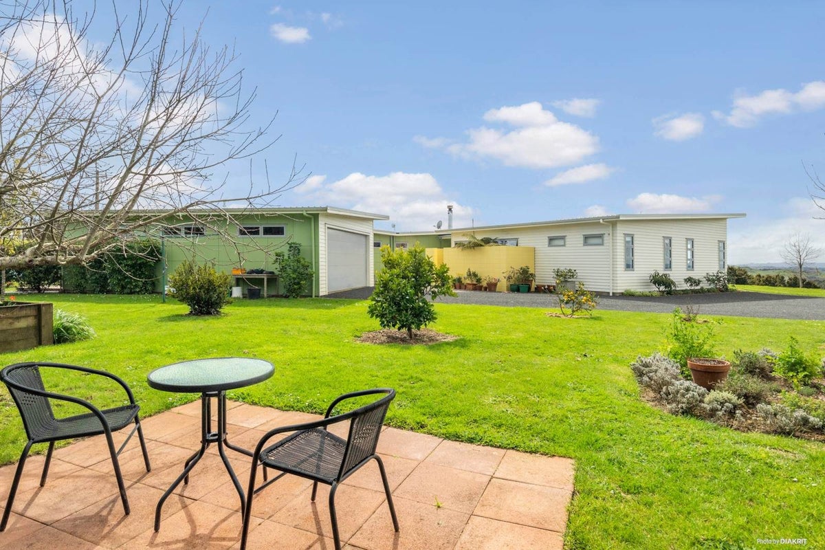 2 Marshall Road, Tuakau - Carousel 1