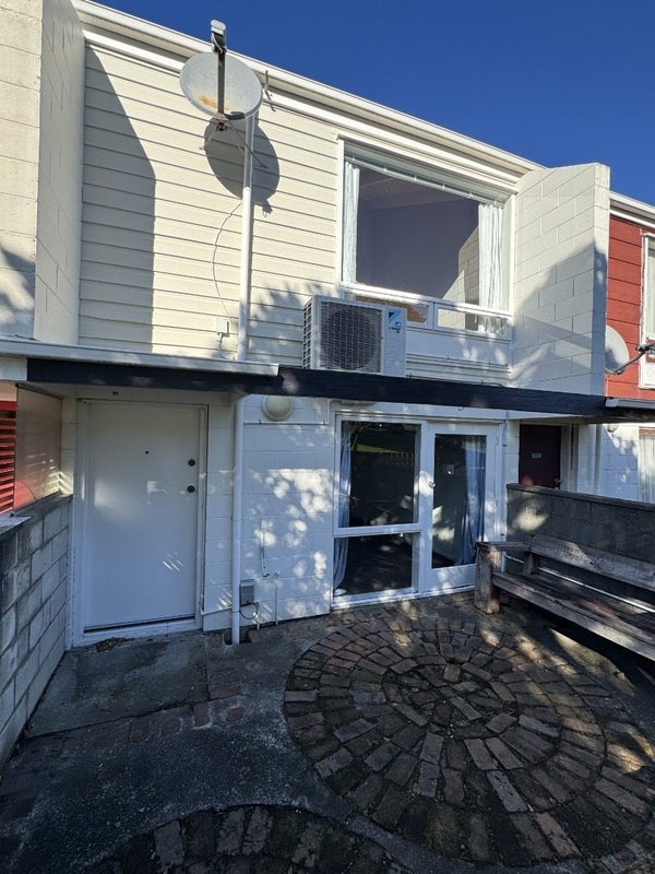 14A Waiwera Crescent, Maupuia, Wellington, Wellington - Carousel 20