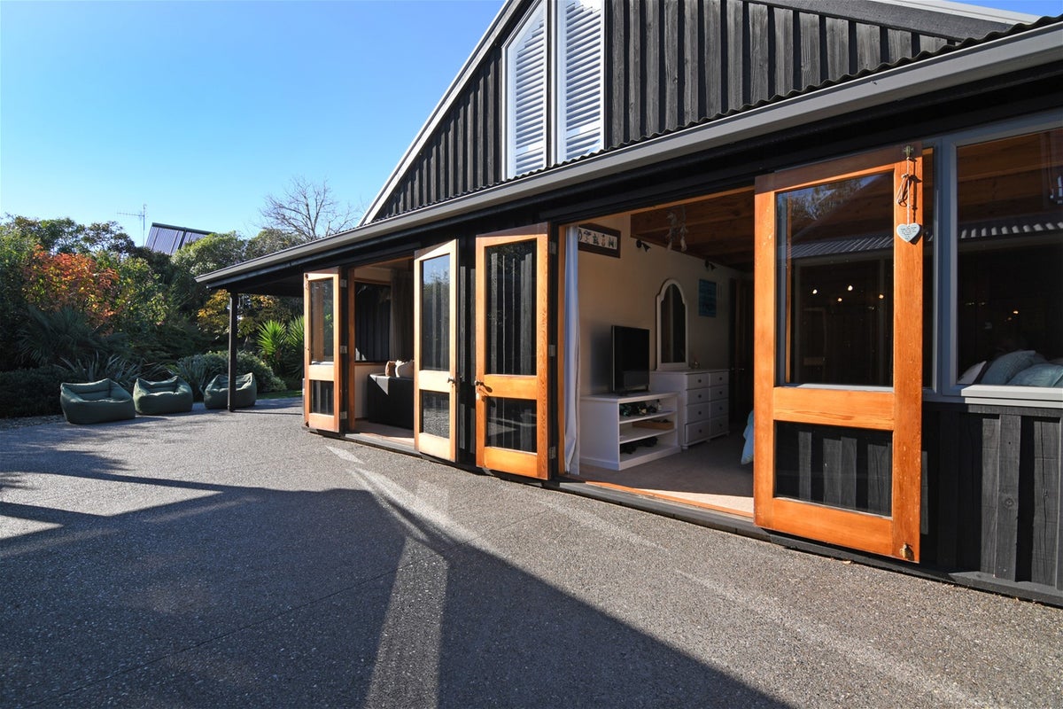 50 Tahi Street, Mapua - Carousel 2