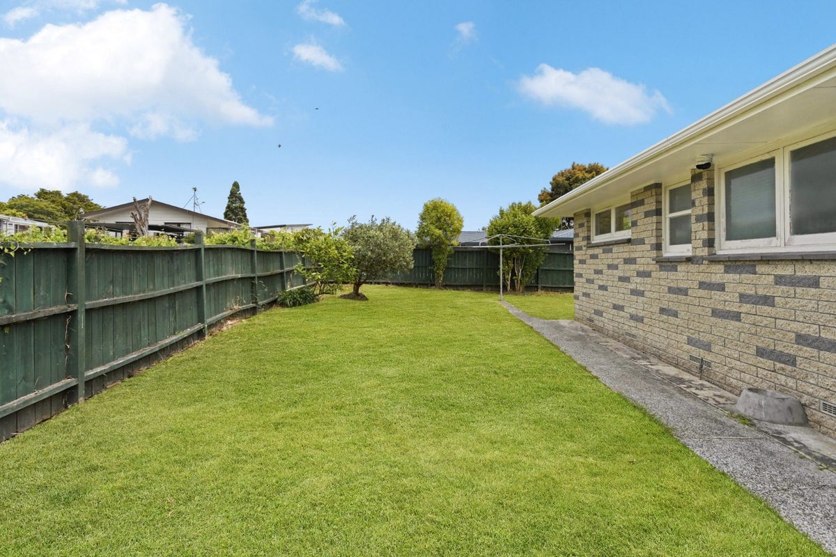 19 Kensington Place, Fairfield, Hamilton - Carousel 1