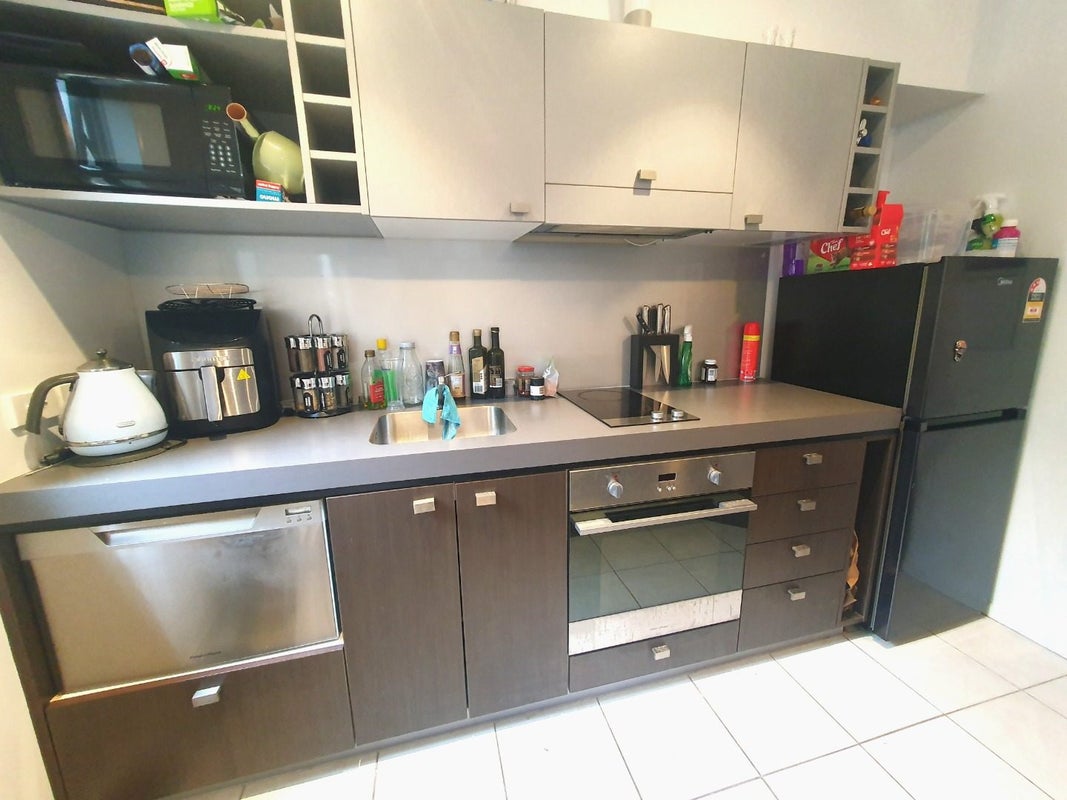 16A/21 Hunters Park Drive, Three Kings, Auckland - Carousel 2
