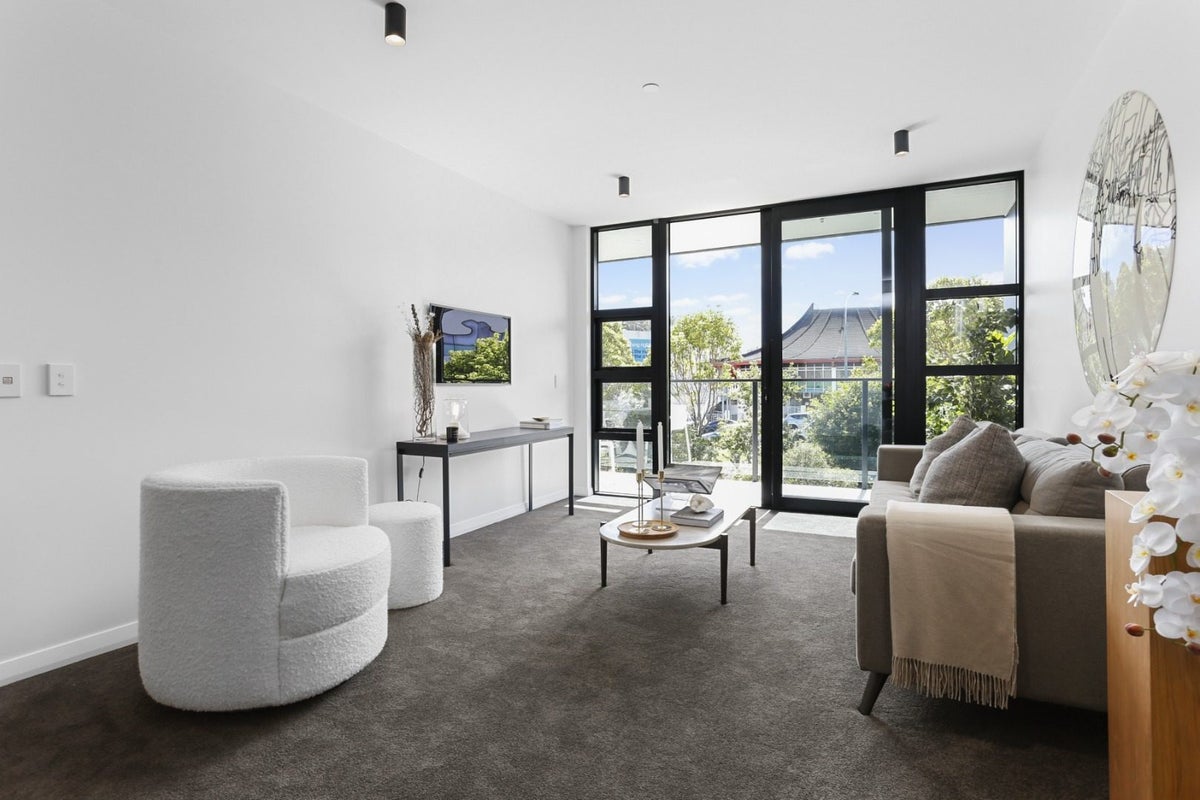 510/8 Kingsland Terrace, Kingsland, Auckland - Carousel 2