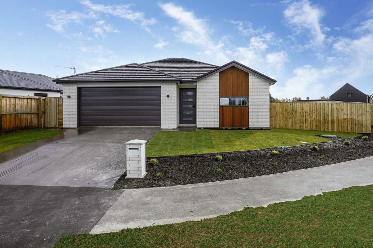 36 Redbrook Road, Casebrook, Christchurch - Carousel 1