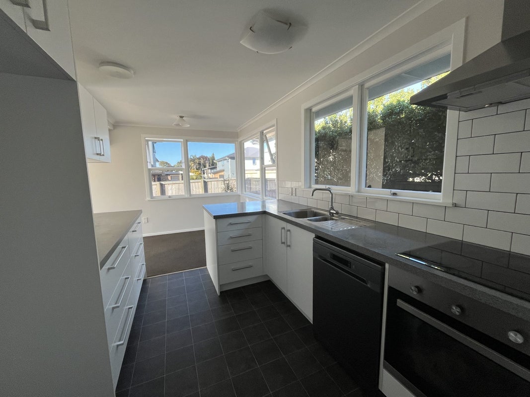 3 Kohekohe Place, Pukete, Hamilton - Carousel 2