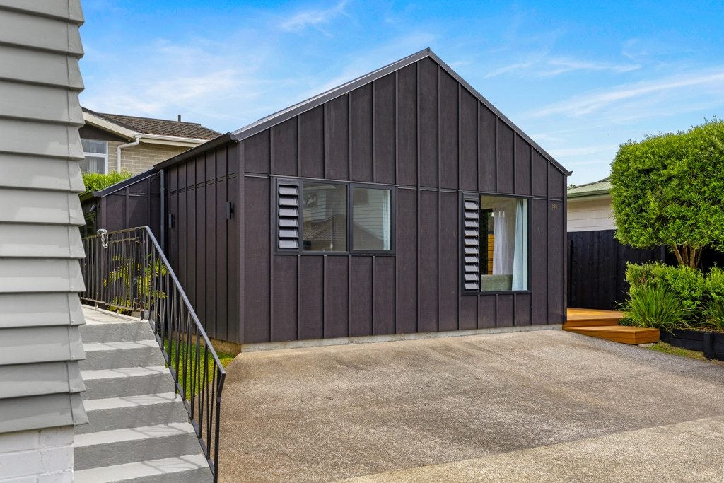 19 Metcalfe Road, Ranui, Auckland - Carousel 2