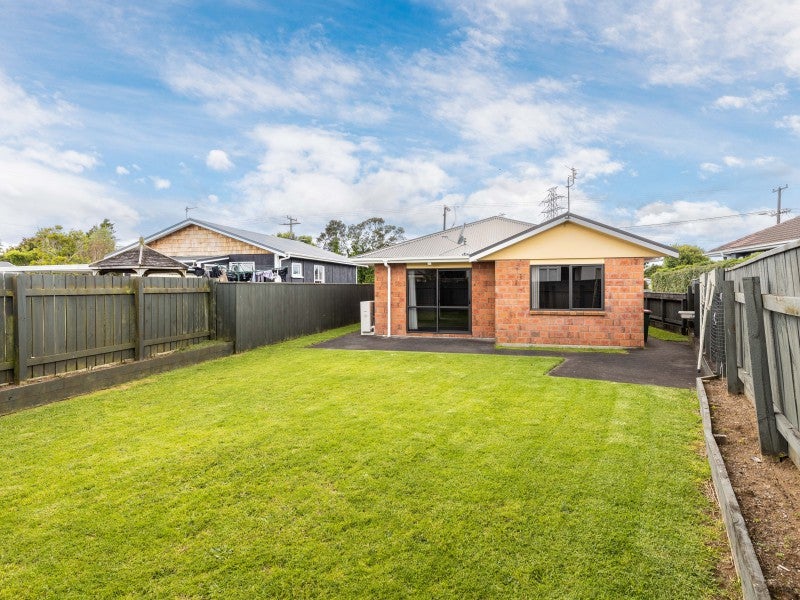 354 Carrington Street, Upper Vogeltown, New Plymouth - Carousel 1