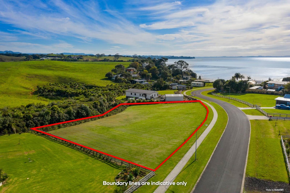 5 Allan Road, Awhitu - Carousel 1