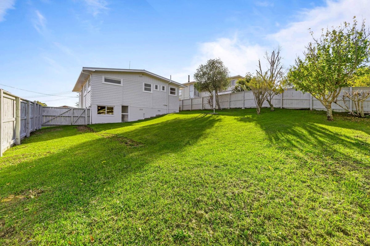 61 Sunnynook Road, Forrest Hill, Auckland - Carousel 16