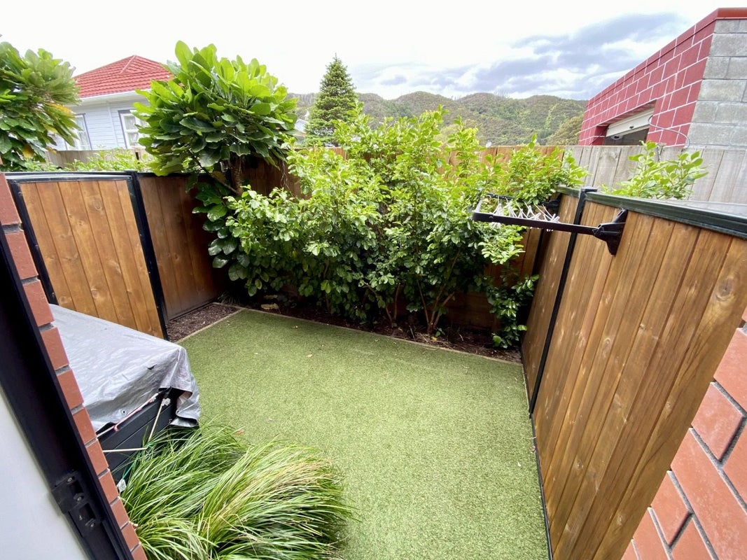 6/5 Macky Street, Taita, Lower Hutt - Carousel 11