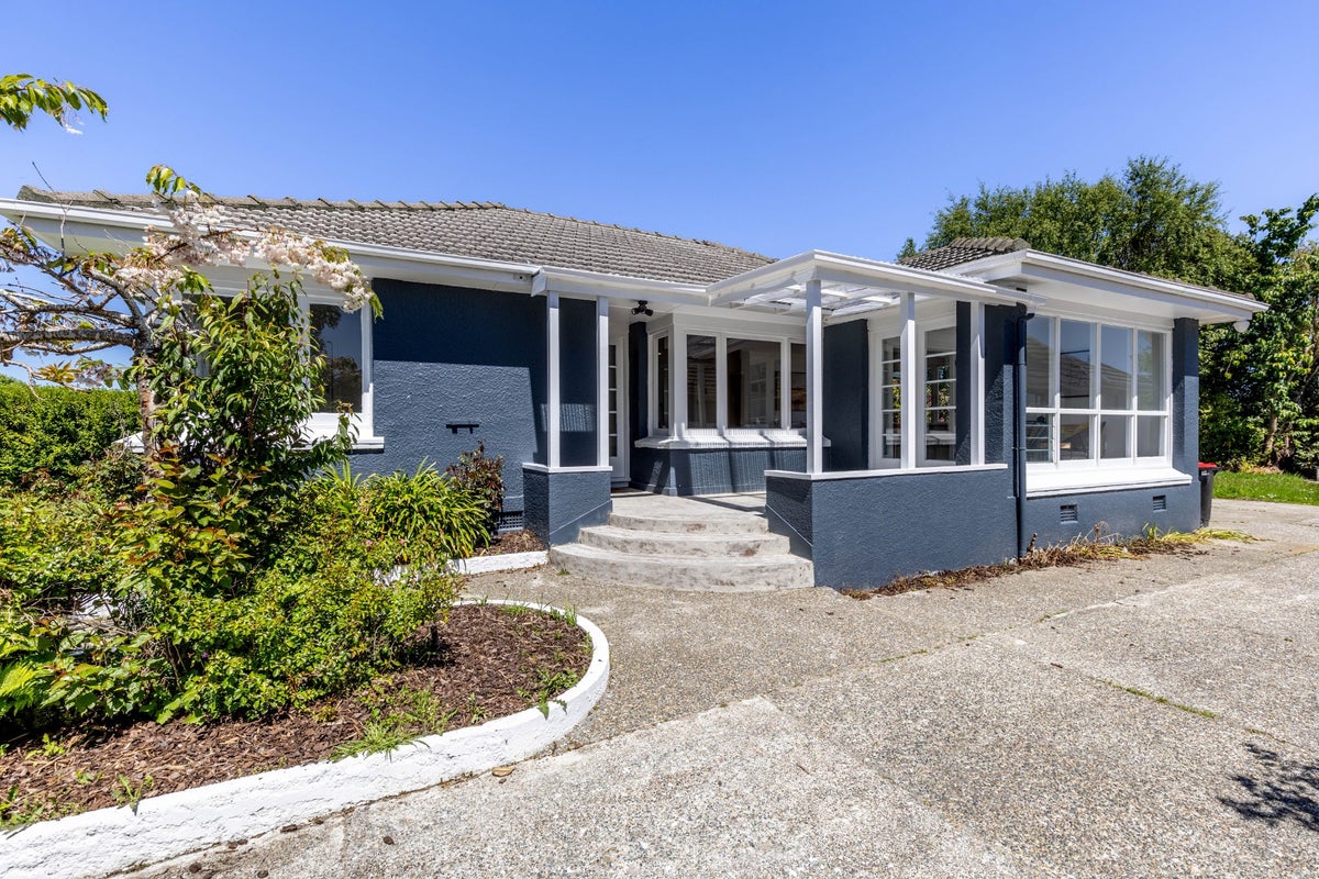 26 Adamson Crescent, Glengarry, Invercargill - Carousel 1