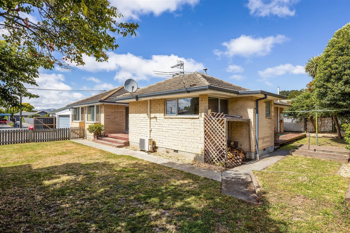 122 Aorangi Road, Bryndwr, Christchurch - Carousel 15