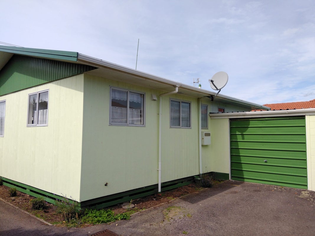 1/10 Ropiha Street, Fitzroy, New Plymouth - Carousel 20
