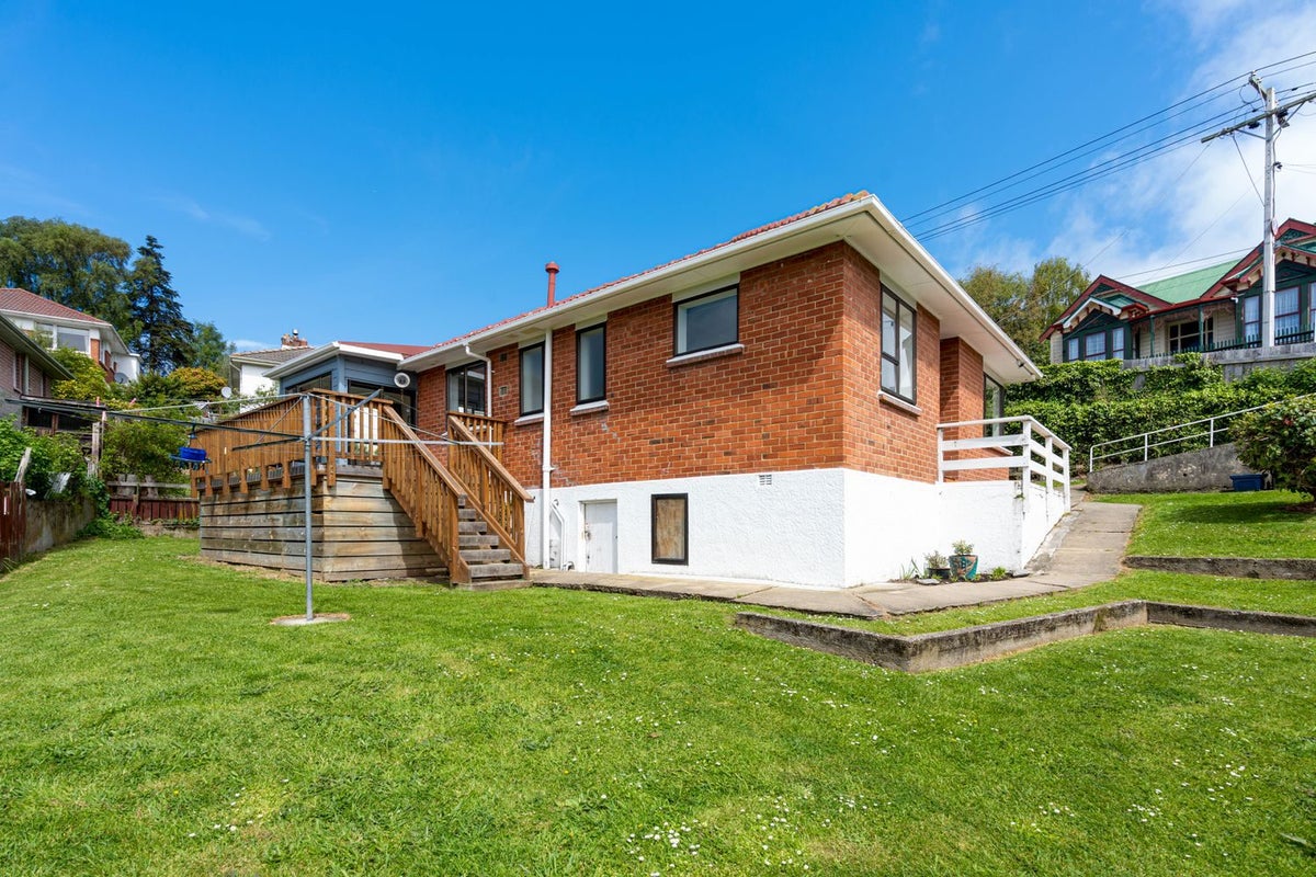 27 Peter Street, Caversham, Dunedin - Carousel 2