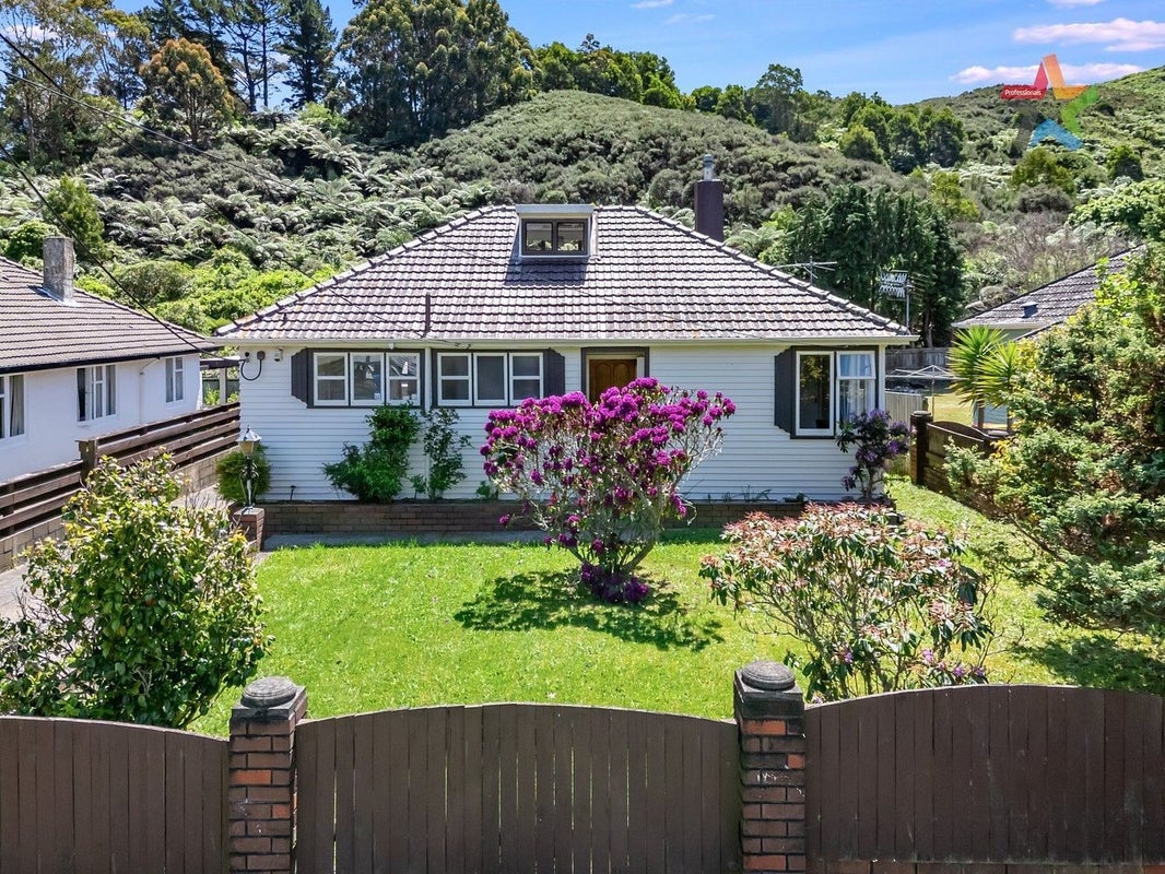 43 Fleet Street, Naenae, Lower Hutt - Carousel 1