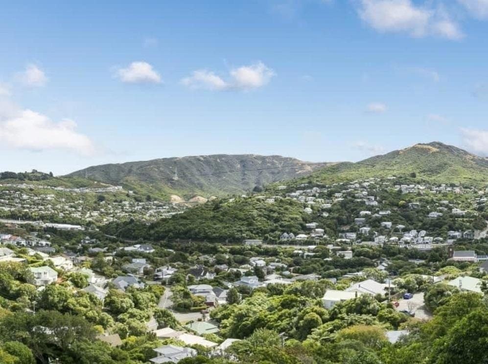 6/258 Cockayne Road, Ngaio, Wellington - Carousel 1