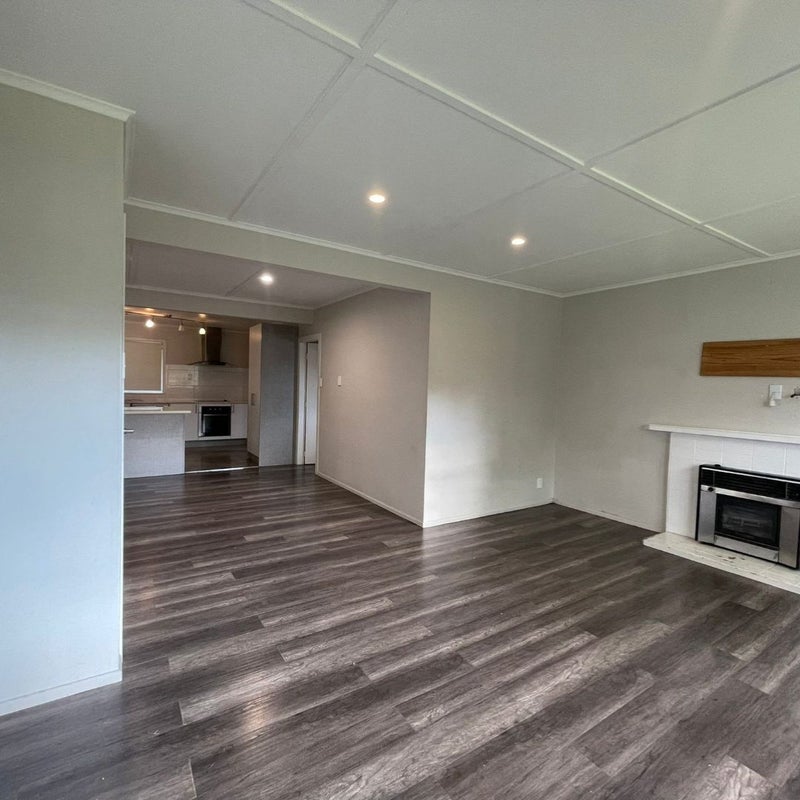 4 Kay Road, Manurewa, Auckland - Carousel 2