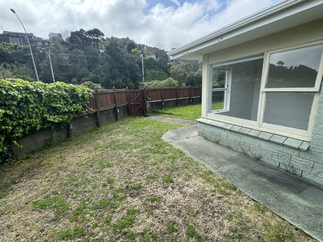 1/84 Khandallah Road, Khandallah, Wellington - Carousel 14