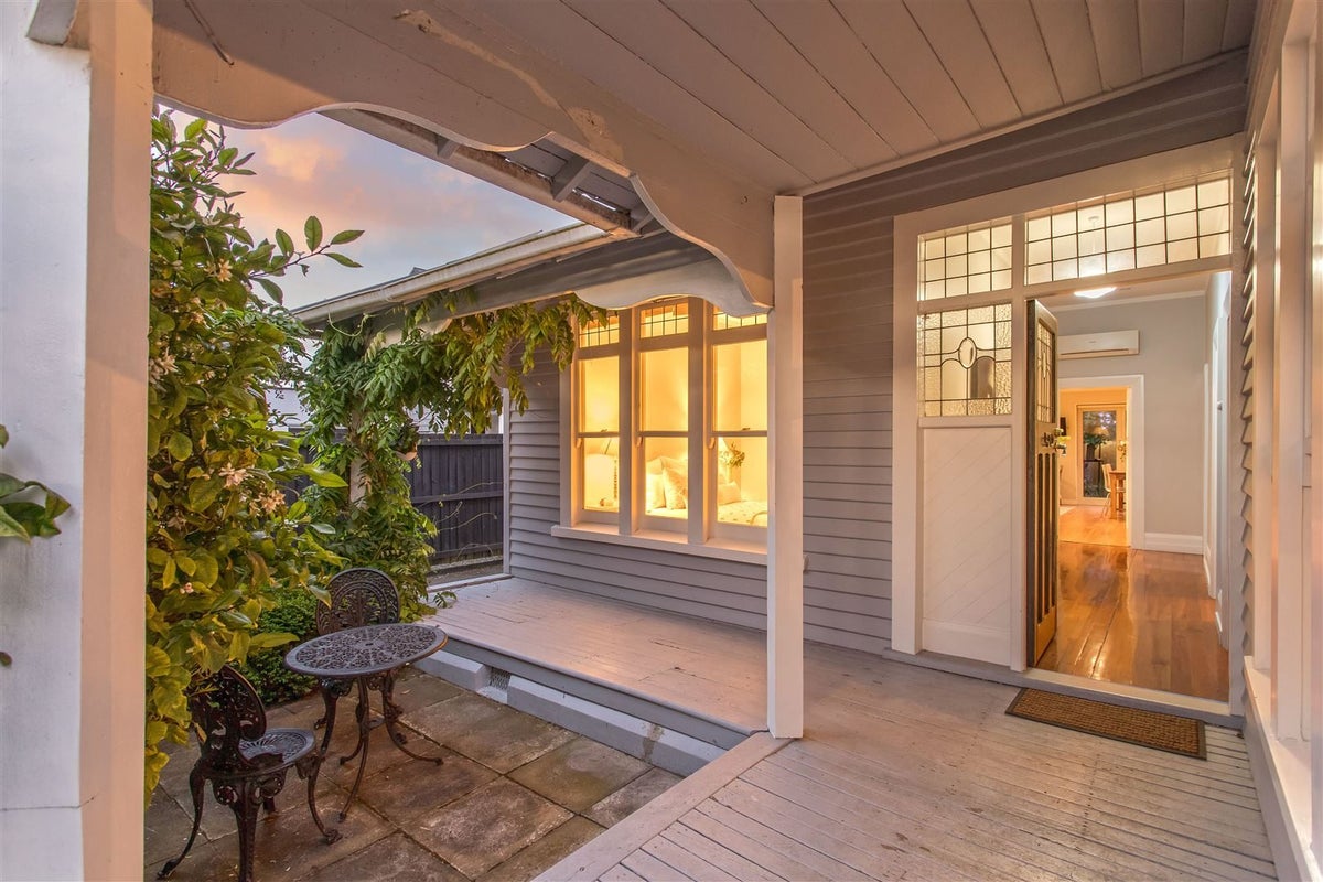 216 Springfield Road, St Albans, Christchurch - Carousel 2