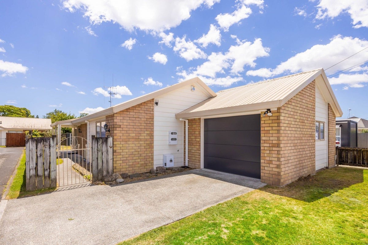 50 Grandview Road, Nawton, Hamilton - Carousel 2