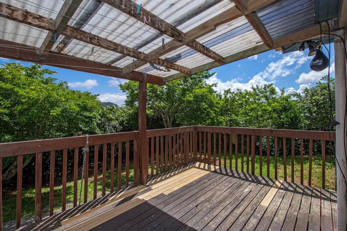 18 Lewis Street, Kamo, Whangarei - Carousel 2