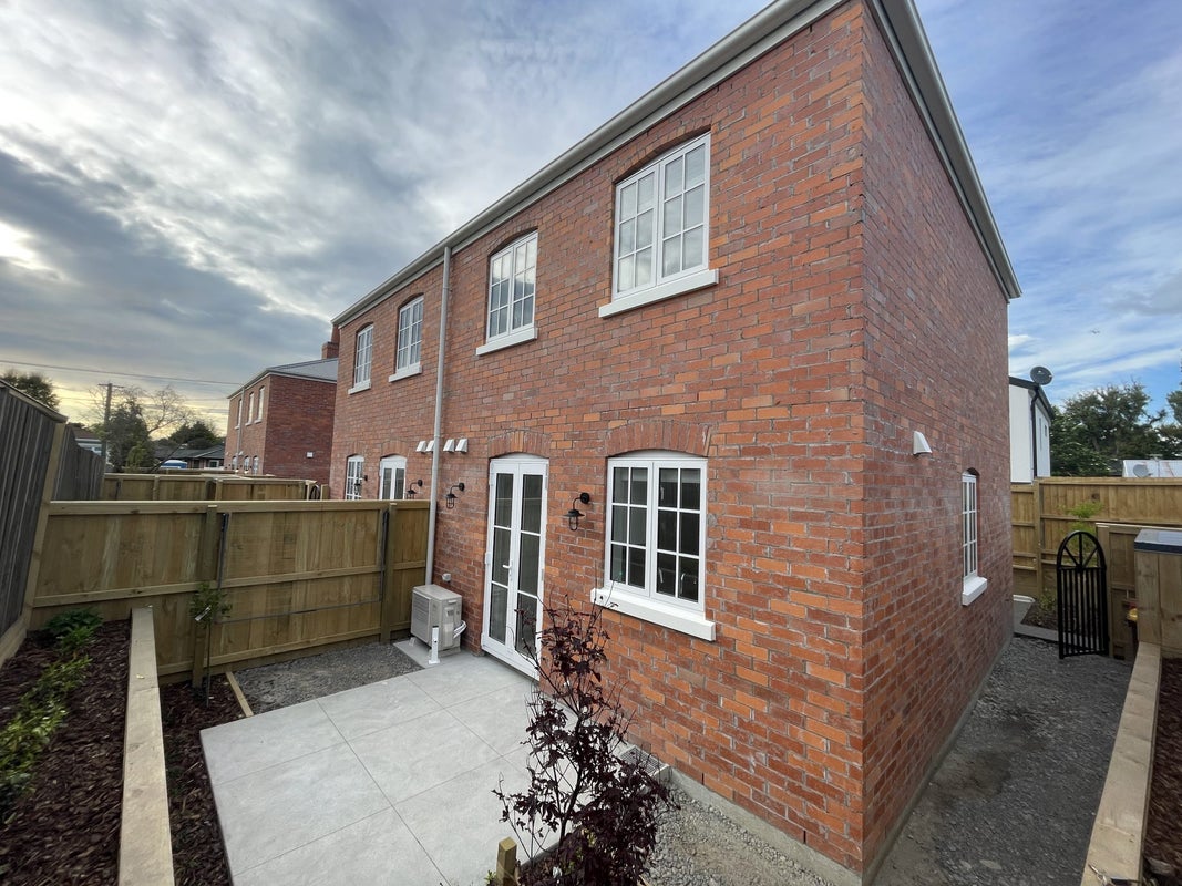 4/41 York Street, Waltham, Christchurch - Carousel 2