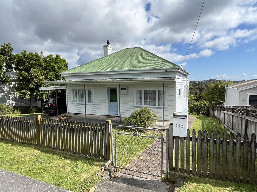 119 Mokoia Road, Birkenhead, Auckland - Carousel 1