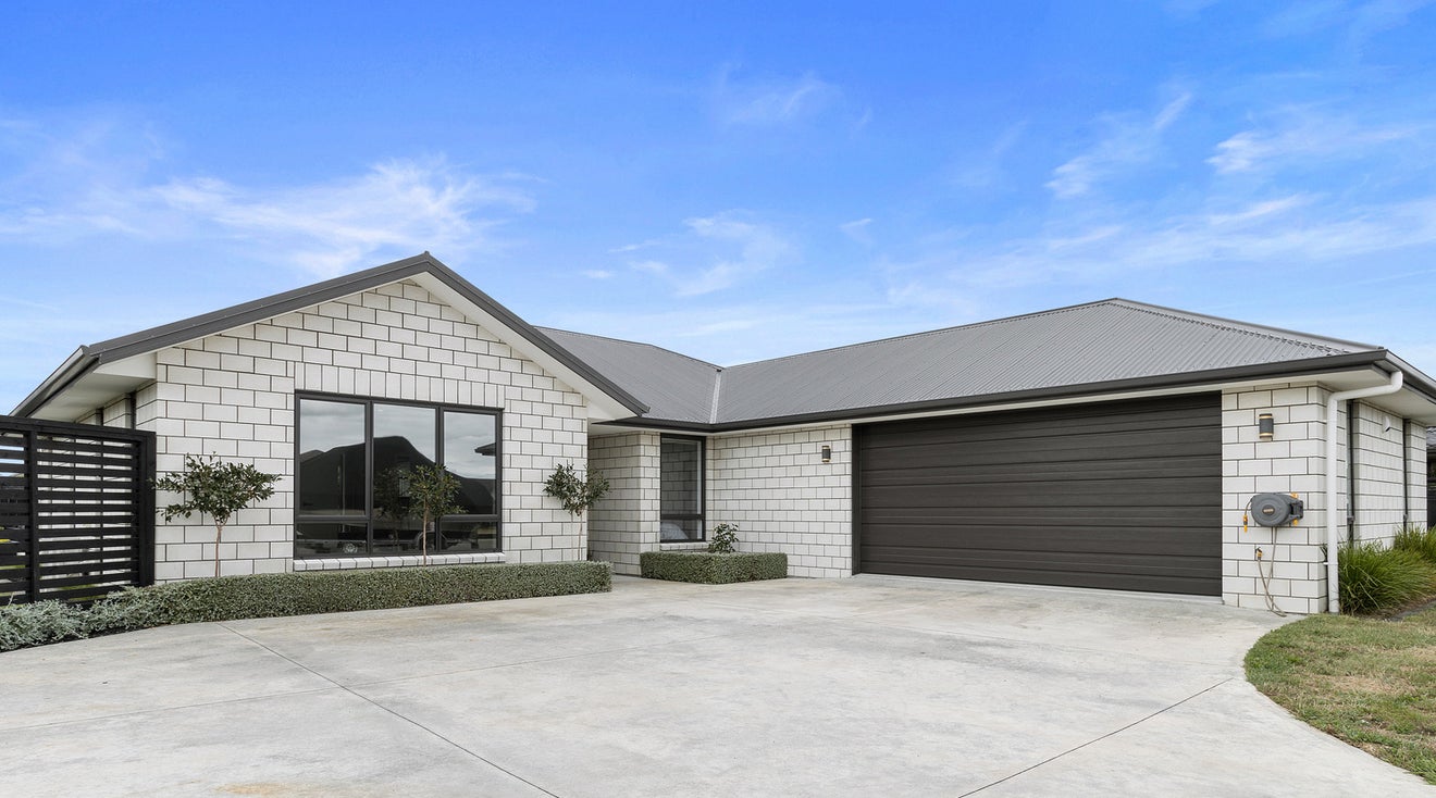 33 Pengover Avenue, Leamington, Cambridge - Carousel 2