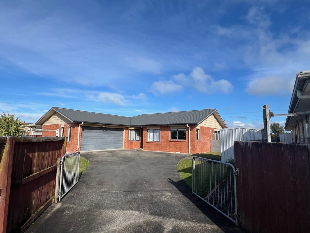 19 Corsair Place, Melville, Hamilton - Carousel 1