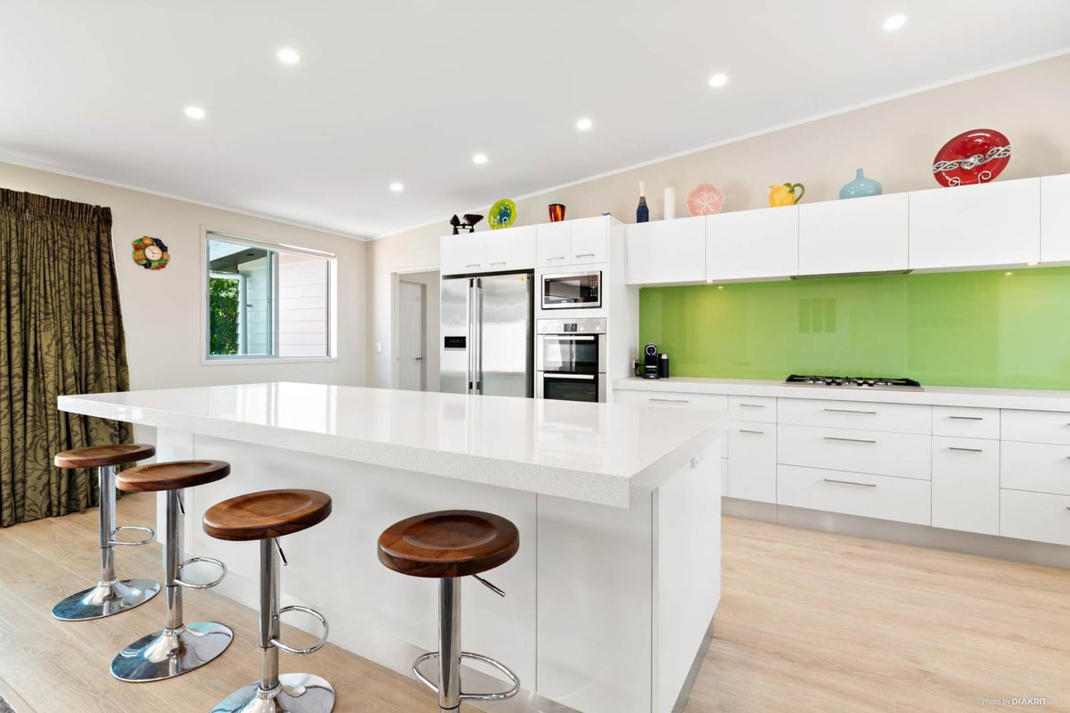 1 South Avenue, Manly, Whangaparaoa - Carousel 2