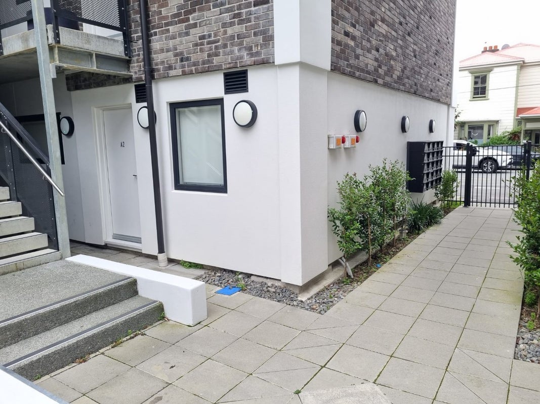 2/16A Constable Street, Newtown, Wellington - Carousel 11