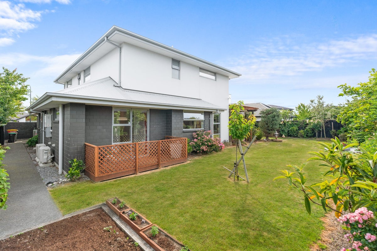 1 Canter Lane, Aidanfield, Christchurch - Carousel 26