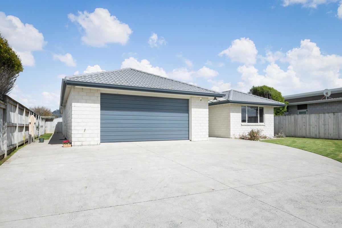 15 Reel Road, Athenree, Waihi Beach - Carousel 29