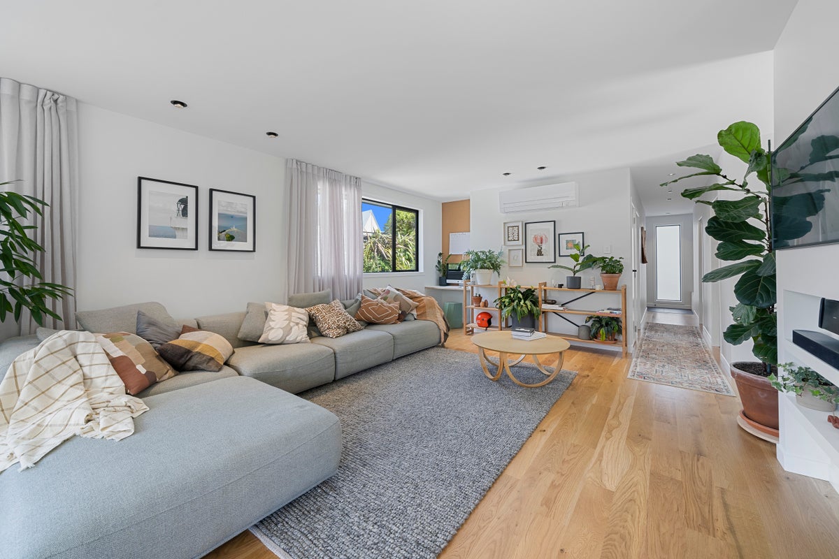 9 Panorama Grove, Harbour View, Lower Hutt - Carousel 2