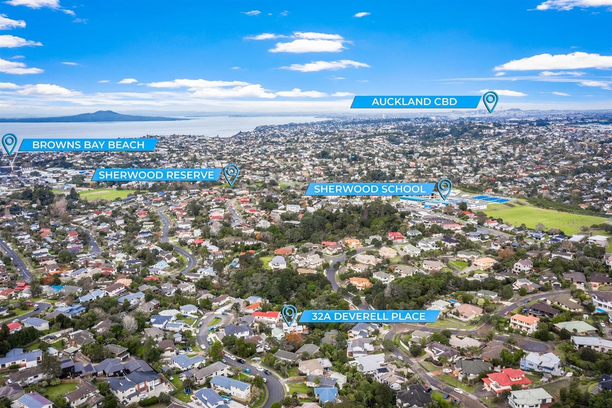 32A Deverell Place, Northcross, Auckland - Carousel 24