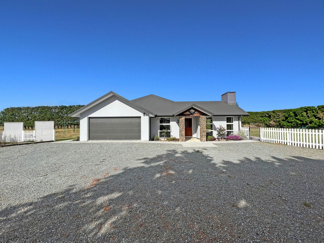 143 Telegraph Road, Christchurch - Carousel 1