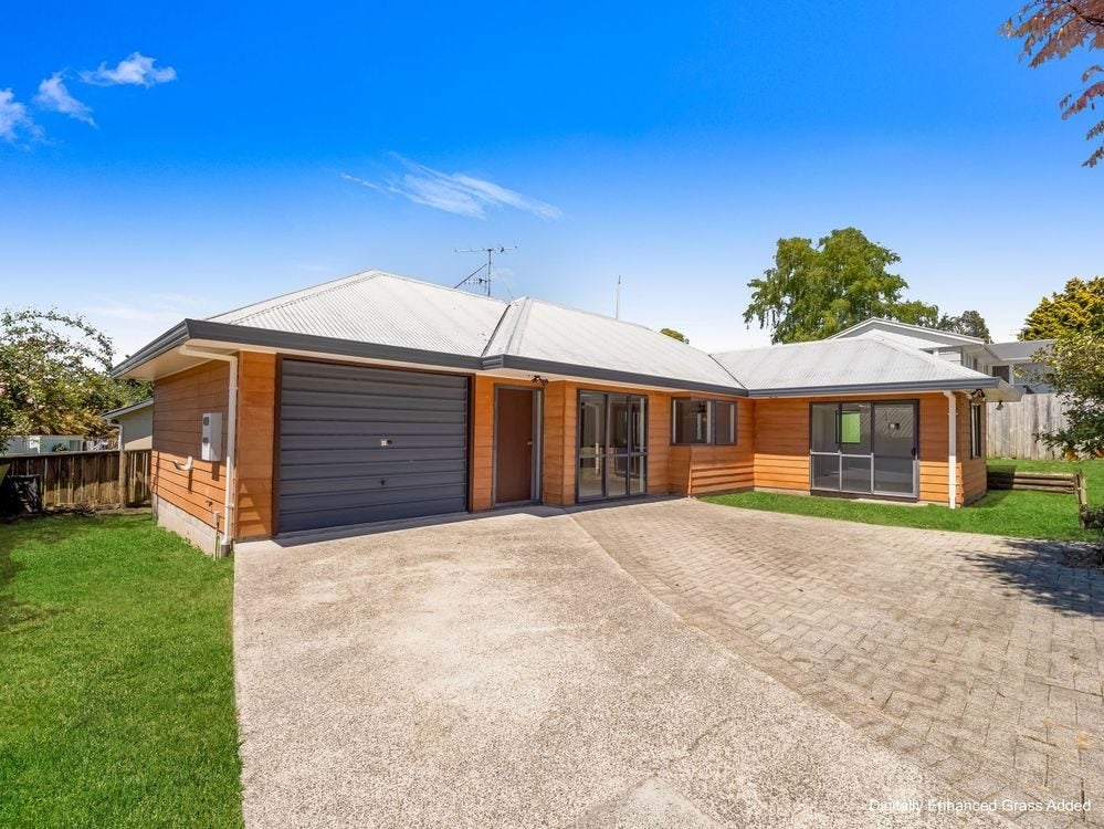 62A Gordon Road, Western Heights, Rotorua - Carousel 2