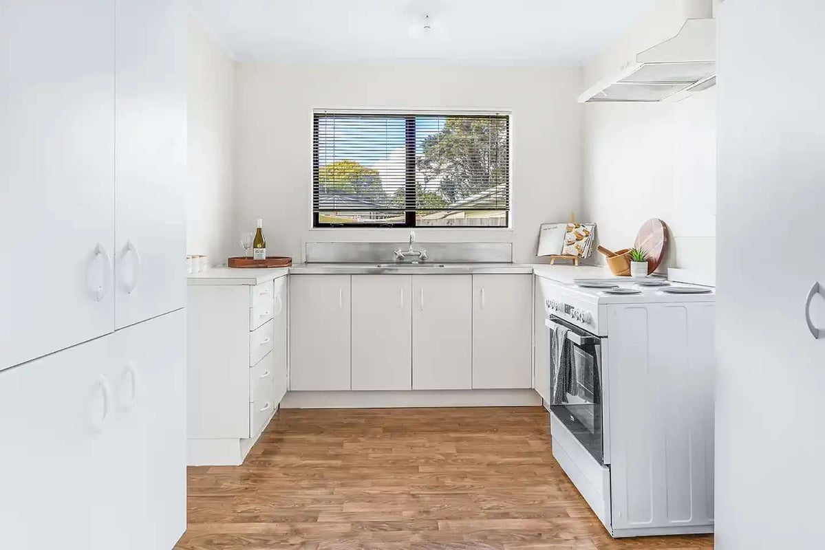 90 Ellicott Road, Nawton, Hamilton - Carousel 2