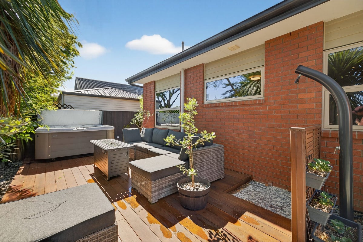 20 Lindores Street, Addington, Christchurch - Carousel 2