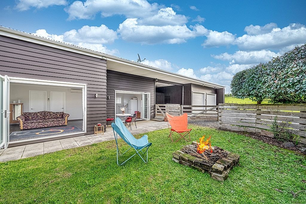 867 Whitford-Maraetai Road, Beachlands, Auckland - Carousel 50