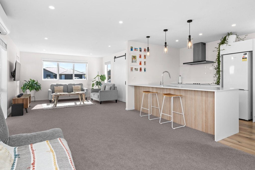 50 Skibbereen Drive, Halswell, Christchurch - Carousel 2