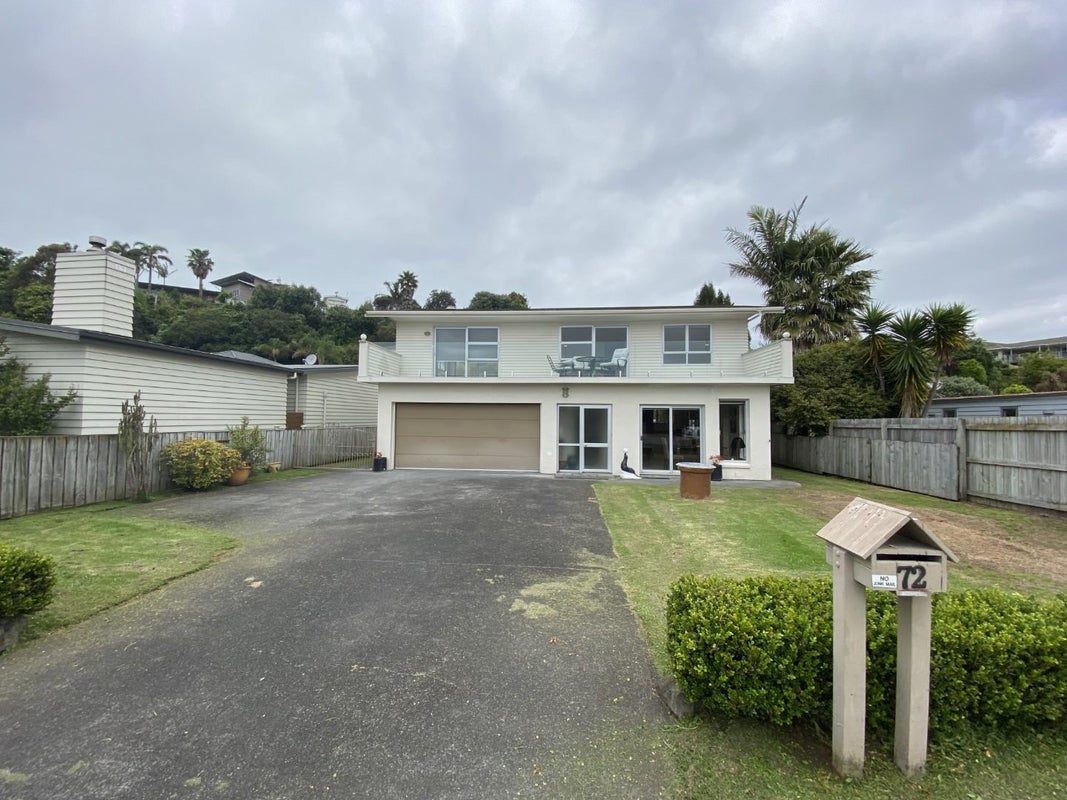 72 The Circle, Manly, Whangaparaoa - Carousel 1